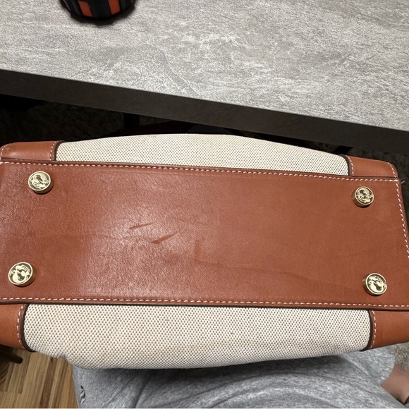 Spartina Vivian Drawstring Woven
Saddle Brown Purse - Picture 10 of 12